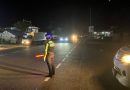 Satlantas Polres Aceh Jaya Intensifkan Patroli Malam untuk Cegah Pelanggaran dan Kecelakaan Lalu Lintas Satlantas Polres Aceh Jaya Intensifkan Patroli Malam untuk Cegah Pelanggaran dan Kecelakaan Lalu Lintas