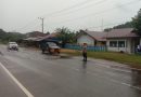 Cegah Kecelakaan di Jam Sekolah, Personel Polsek Setia Bakti Laksanakan Strong Point di Depan SMP Negeri 1 Setia Bakti Cegah Kecelakaan di Jam Sekolah, Personel Polsek Setia Bakti Laksanakan Strong Point di Depan SMP Negeri 1 Setia Bakti